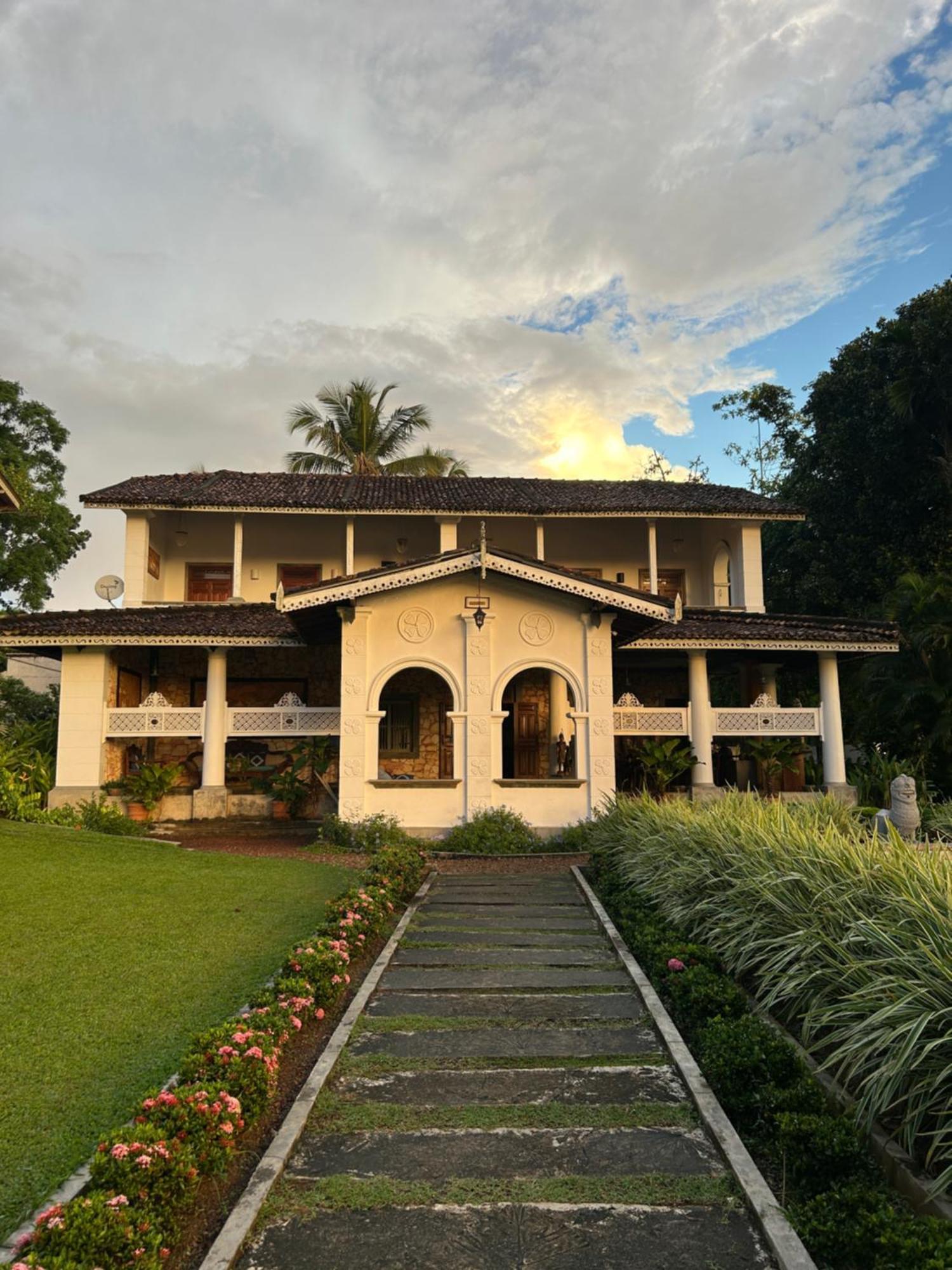 Villa Kubura Hikkaduwa Exteriér fotografie